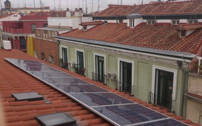 Ecooo y Fronius convocan un foro sobre el autoconsumo fotovoltaico para el hogar y la batería TESLA