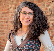 Marta Rebeca del área de inversiones y comunidad Ecooo